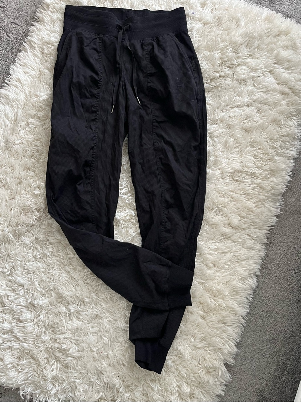 Lululemon Dance Studio Jogger black size 4 ribbed waistband
